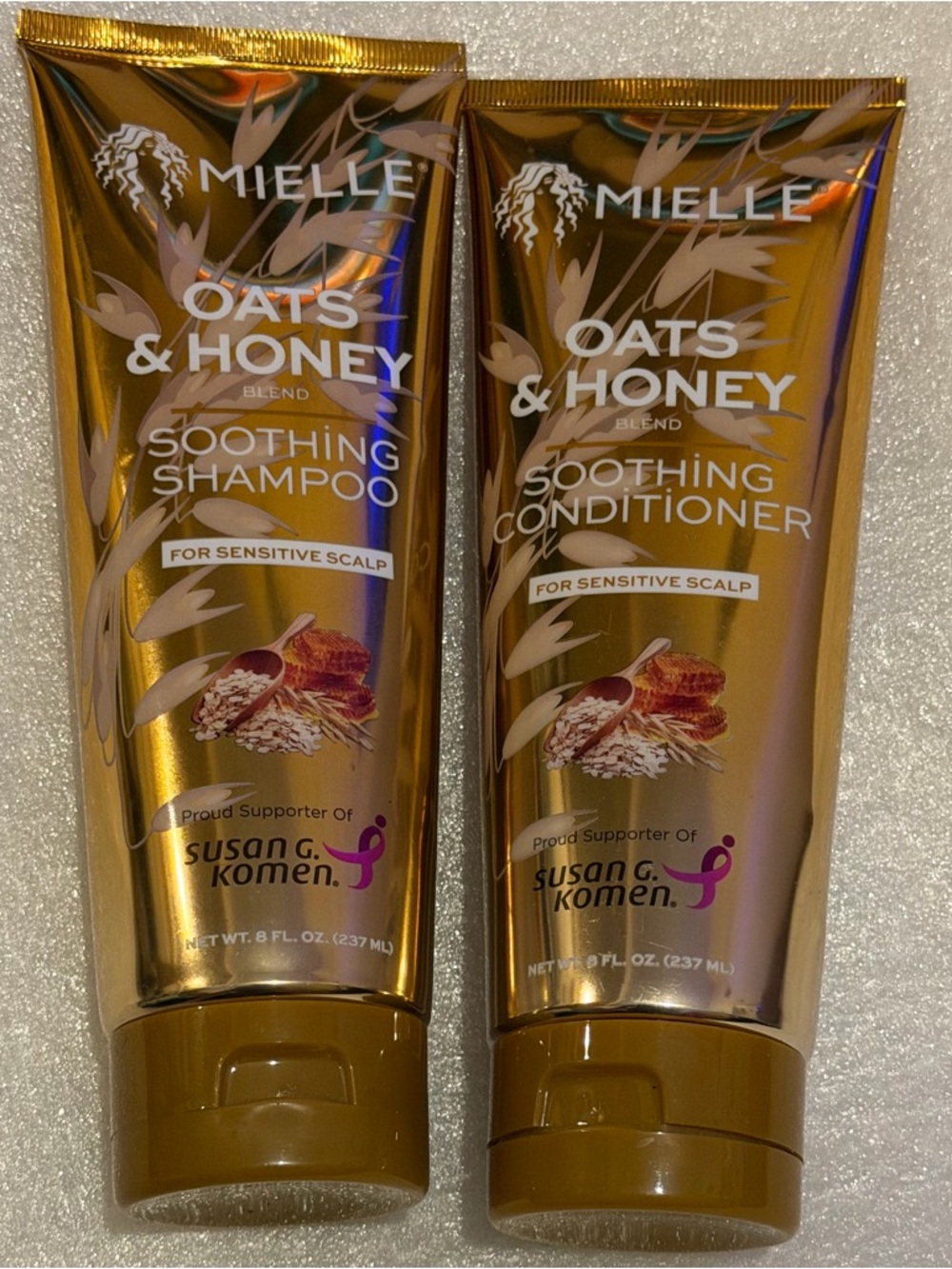 Mielle Oats & Honey Soothing Body Wash - Golden Set of two.